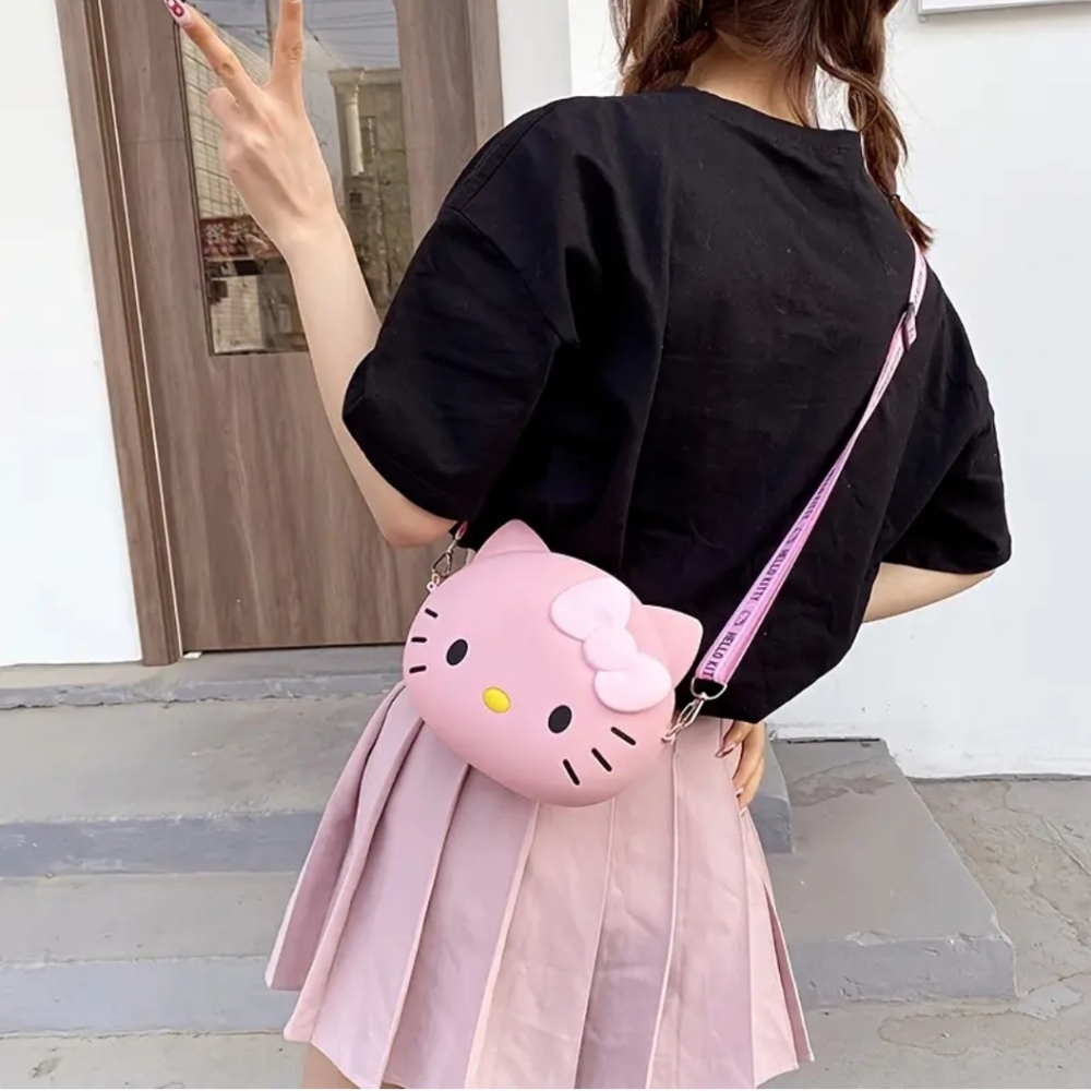 Hello Kitty Sanrio Silicone Crossbody Bag - Picture 4 of 5